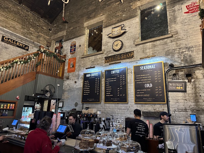 Balzac's Distillery District photo 4