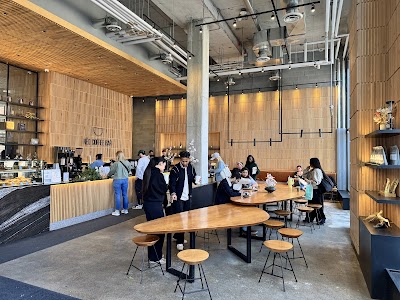 NEO COFFEE BAR KING X SPADINA