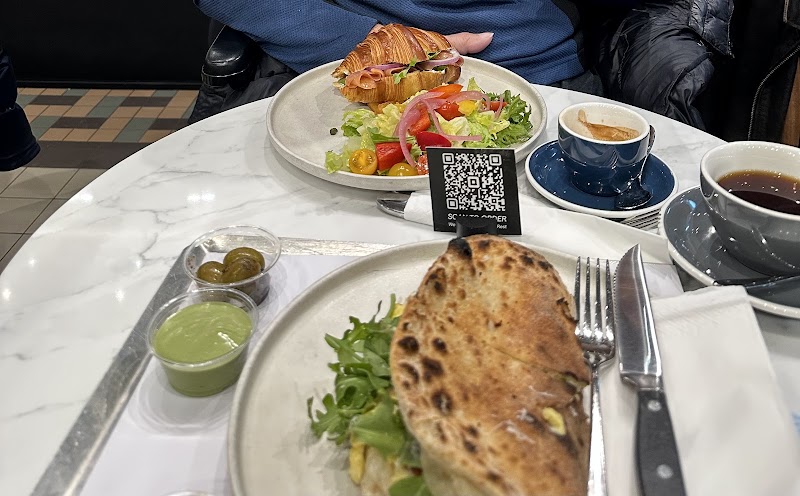 Nonni Cafe & Bakery photo 4