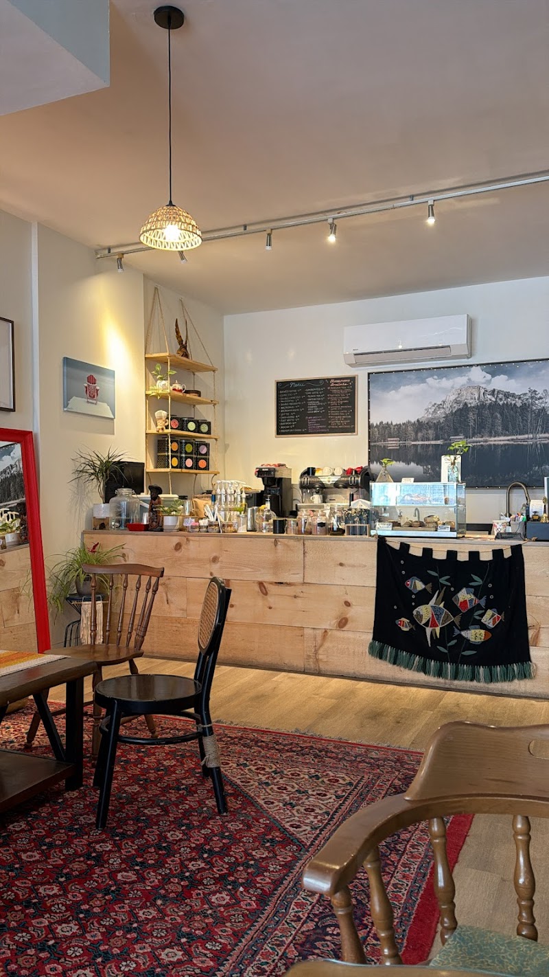 Roozamoon Cafe photo 2